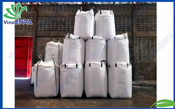 Bao jumbo tròn có thể được sản xuất với nhiều màu sắc khác nhau. Tuy nhiên, các màu sắc phổ biến là trắng, beige, đen